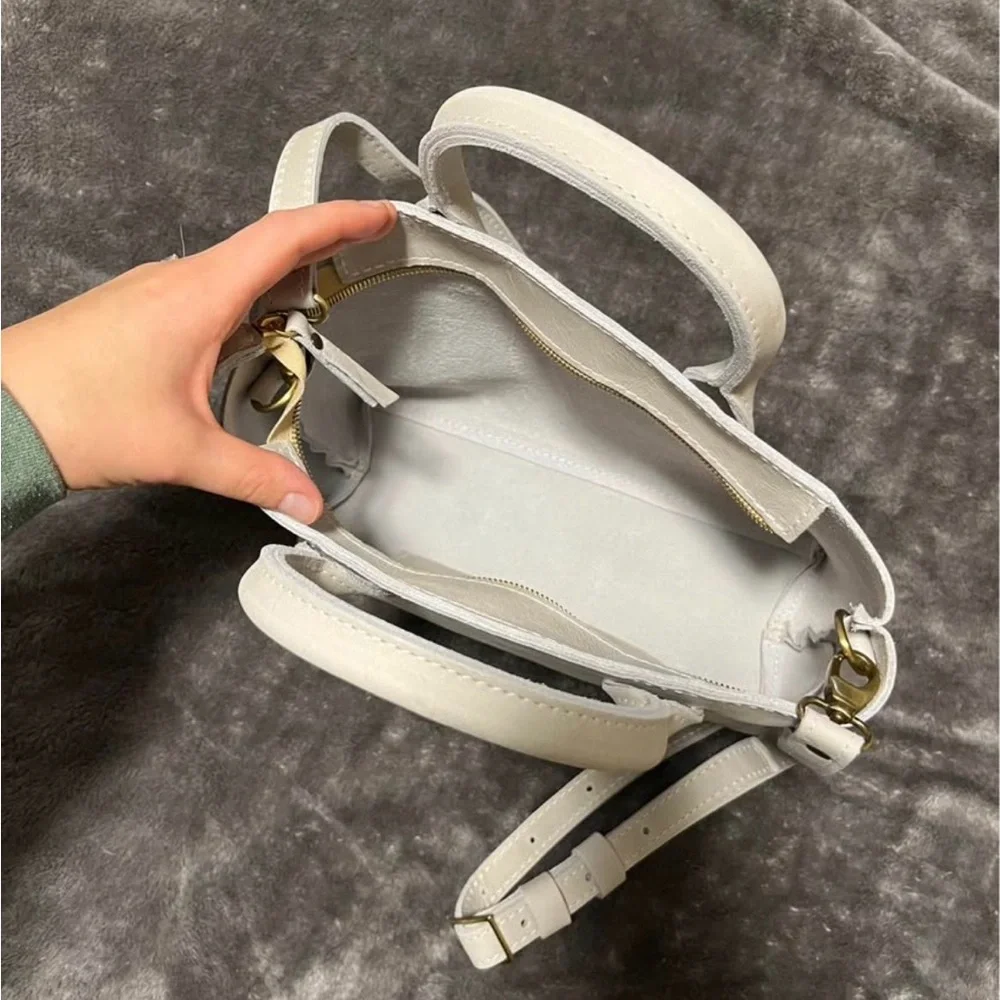 Portland Leather Rain Drop Tote - Picture 3 of 3